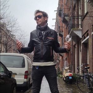 Meet your Posher, Kris